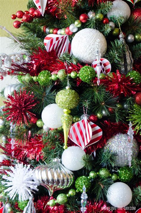 30+ Awesome Christmas Tree Decorating Ideas – Eazy Glam