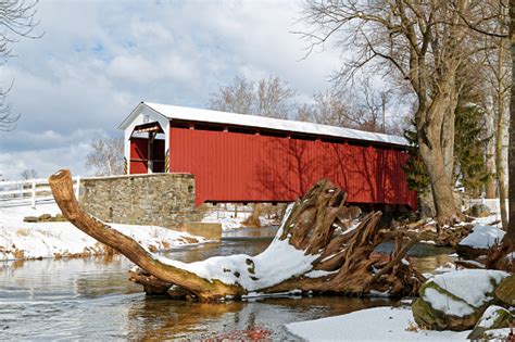 Lancaster County Covered Bridge In Winter Stock Photo - Download Image ...