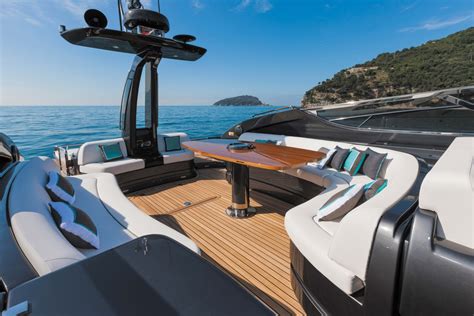 RIVA VIRTUS 63 yacht for charter French Riviera - Talamare