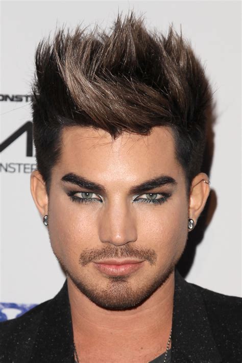 20 Male Artists Wearing Makeup | iHeart