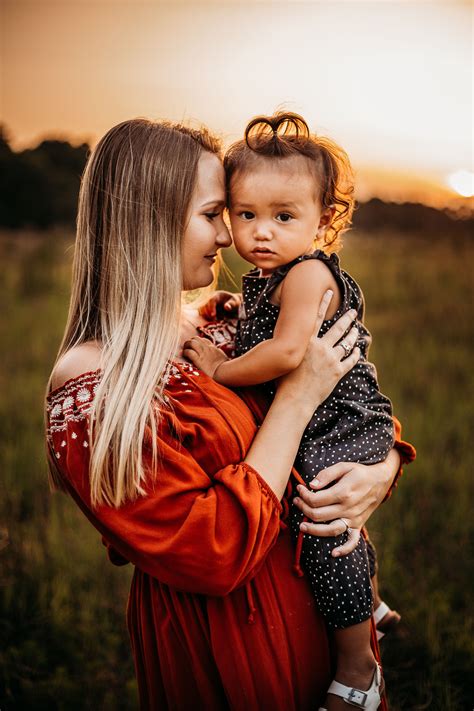 Mother and daughter Family Photos, Couple Photos, Instagram Profile ...