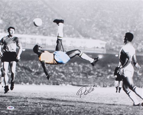 Pele "Bicycle Kick" Signed 16x20 Photo (PSA COA) | Pristine Auction