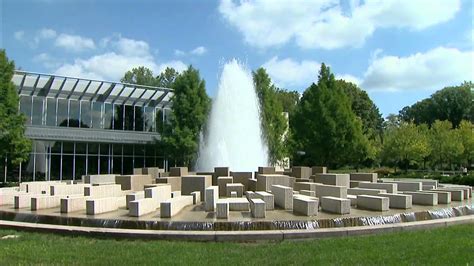 Indianapolis Museum of Art Gardens - YouTube