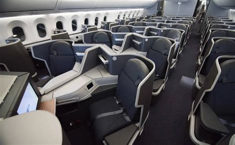 Conheça o interior do novo B787-9 que a American Airlines recebeu hoje - Passageiro de Primeira