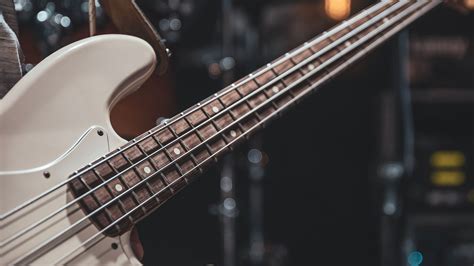 The Bottom Line of Rock: 5 Best Bass Guitar Players in Rock Music - TrueFire Blog - Guitar Lessons