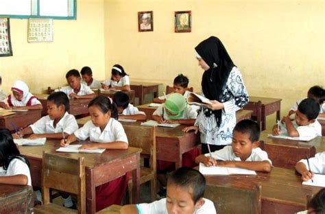 Guru Diminta Meningkatkan Kualitas Mengajar - jabarekspres.com