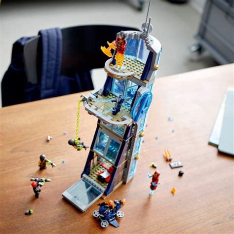 LEGO® 76166 Marvel Avengers Tower Battle Building Set, 685 pc - King ...