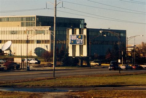 Stores at ford city mall chicago