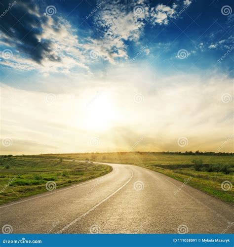 Road To Horizon in Sunset. Low Clouds with Sun Stock Image - Image of ...