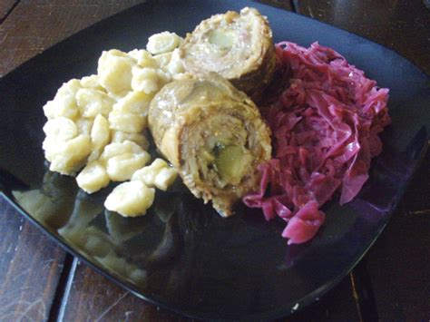 What's For Dinner?: Rouladen, Rot Kraut & Spaetzle