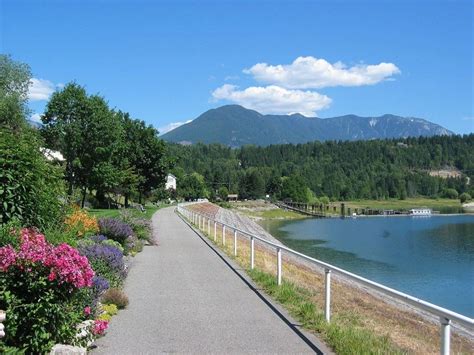 Nakusp Hot Springs - 4 Charming Facts!