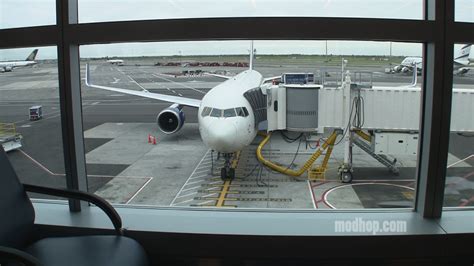 Video | Delta Airbus A320 Exit Row 11 - modhop.com