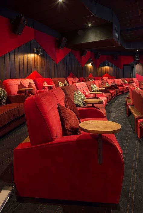 Home Theater Room Design, Home Theater Rooms, Home Theater Seating ...