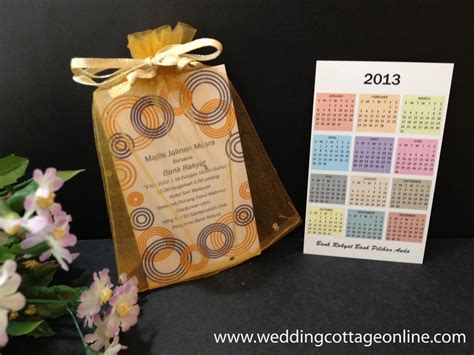 Personalized Pocket Calendar - Unique Wedding Favors & Door Gifts with Wide Range & Low Price in ...