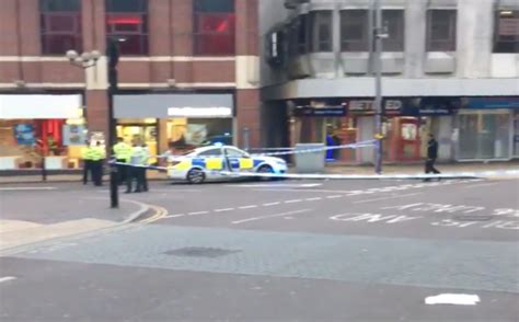 Birmingham stabbing: Witness 'saw pack of 30 youths in street fight ...