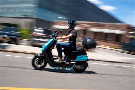 Revel suspends its electric moped service in NYC after two people are ...