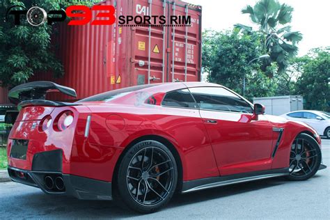 Nissan GT-R R35 Red Stance SF03 | Wheel Front