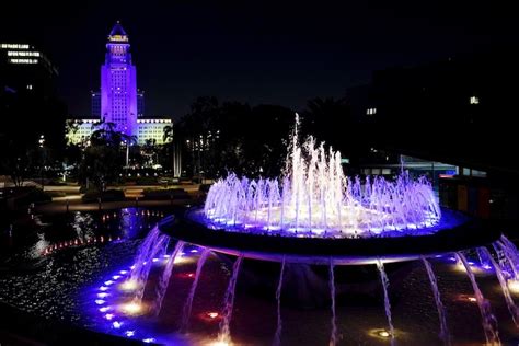 Lakers Championship Parade Delayed Until Safer Climate