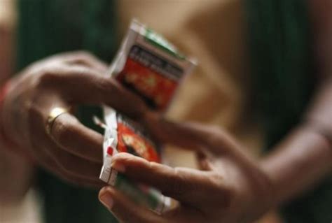 1 In 6 Indian Families Have Members Consuming Chewable Tobacco Products ...