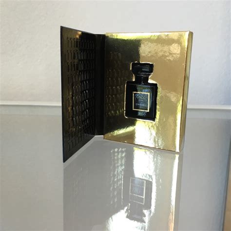 Chanel Coco Noir - Mini perfume bottle; CC08 | eHive