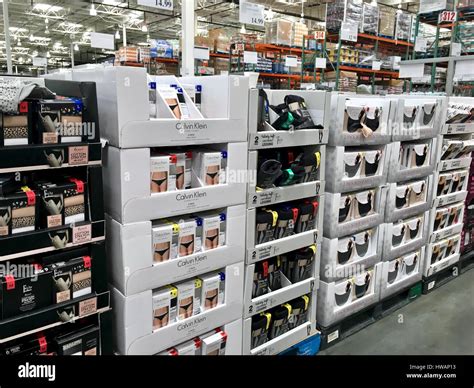 Costco clothes hi-res stock photography and images - Alamy