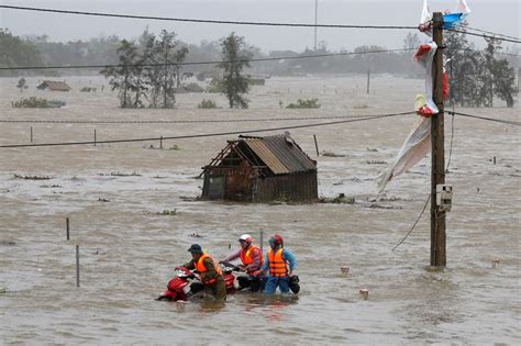 Typhoon Doksuri Hits Central Vietnam With Wind and Rain - News18