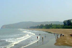 Harihareshwar Beach, Maharashtra | Timings & Things to do