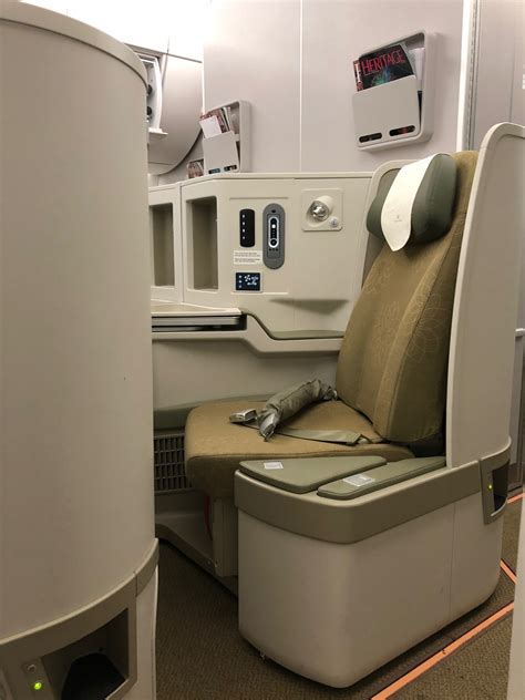 Review: Vietnam Airlines A350 Business Class Ho Chi Minh City to Frankfurt - Live and Let's Fly