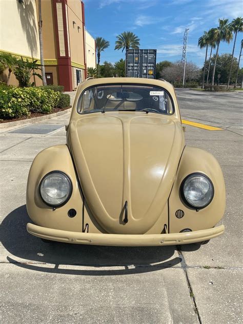 1942 Volkswagen Beetle | Orlando Auto Museum