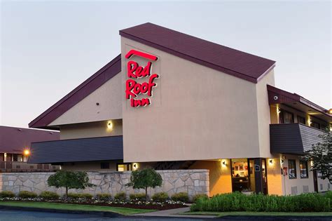 Discount Coupon for Red Roof Inn Boston - Framingham in Framingham, Massachusetts - Save Money!