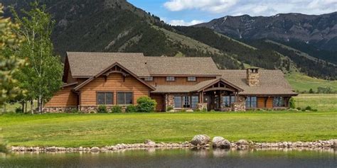 $ 3.9 Million Waterfront Cabin in Bozeman, Montana