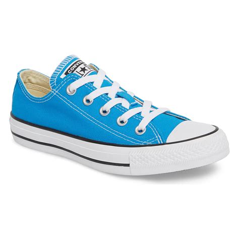 Converse Chuck Taylor All-Star Sneakers in Blue — UFO No More