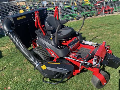 52" Ferris ISX800 Commercial Mower W/ Bagger! Brand New! Only 1 Left ...