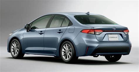 2019 Toyota Corolla officially goes on sale in Japan – three body ...