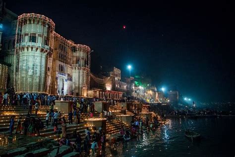 Dev Diwali in Varanasi Pictures Photo tour in 2020 | Photography tours, Varanasi, Asian photography