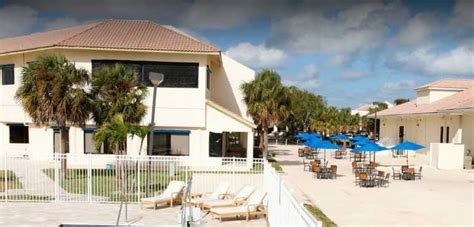 Beach House Center for Recovery in North Palm Beach, FL | Free Drug ...