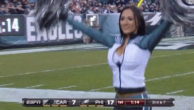 20 Hottest NFL Cheerleader GIFs from the 2014 Season Part One | FatManWriting