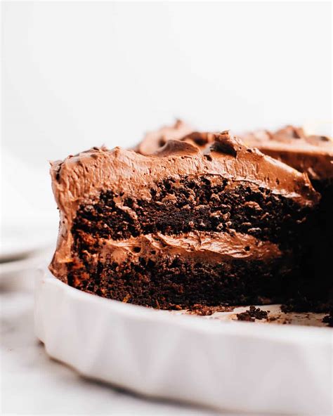 Top 2 Moist Chocolate Cake Recipes