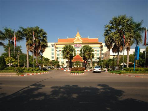 Hotels in Phnom Penh Cambodia. Cambodia hotels and resorts Phnom Penh ...