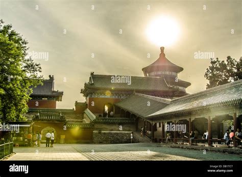 Temple of heaven park hi-res stock photography and images - Alamy