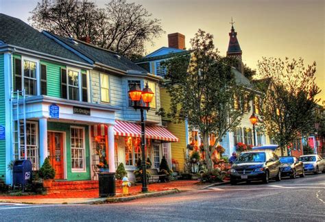 The One Massachusetts Town That's So Perfectly New England | Marblehead, New england, Beach town