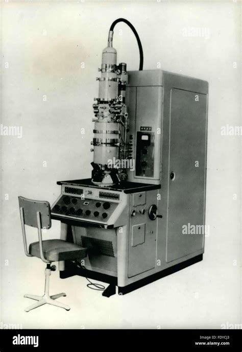 Electron gun hi-res stock photography and images - Alamy