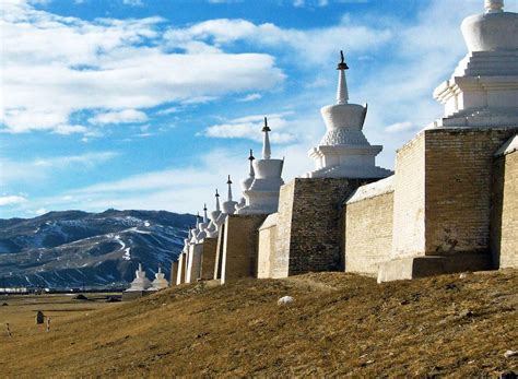 Erdene Zuu monastery | Wondermondo