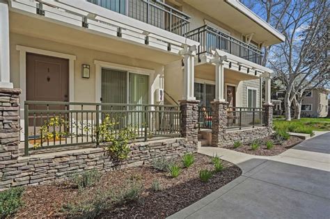 Parkside Apartments - 1420 F St Davis, CA | Rentable