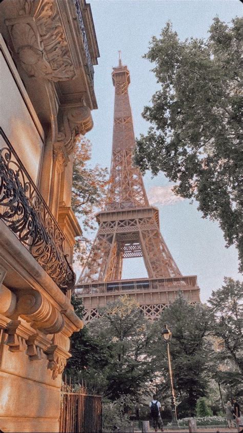 Eiffel Tower | Travel aesthetic, Travel photography, Paris