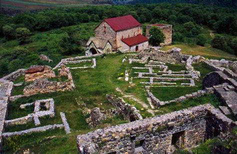 Trip to Dmanisi - Archeological Museum, Canyons of Dmanisi and Beautiful Gomareti Lakes ...