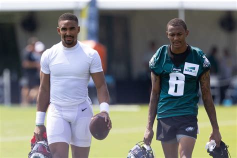 Philadelphia Eagles players 'blown away' by Jalen Hurts on and off field