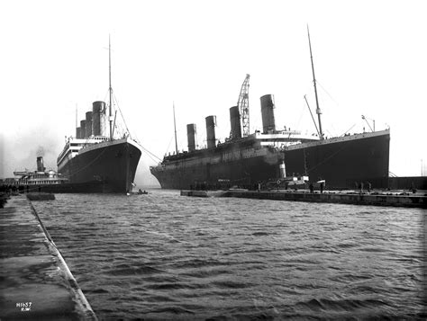 File:Olympic and Titanic.jpg - Wikipedia, the free encyclopedia