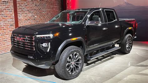 2023 GMC Canyon: What Comes at Each Trim Level of This Midsize Truck?