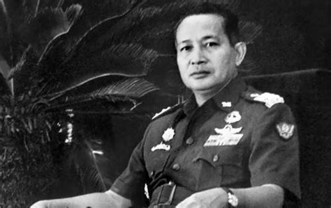 Biografi Soeharto Lengkap | Profil, Biodata, Sejarah, Keluarga - InfoAkurat.com